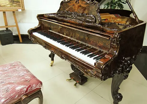 Рококо-рояль Стейнвей Луи XV
