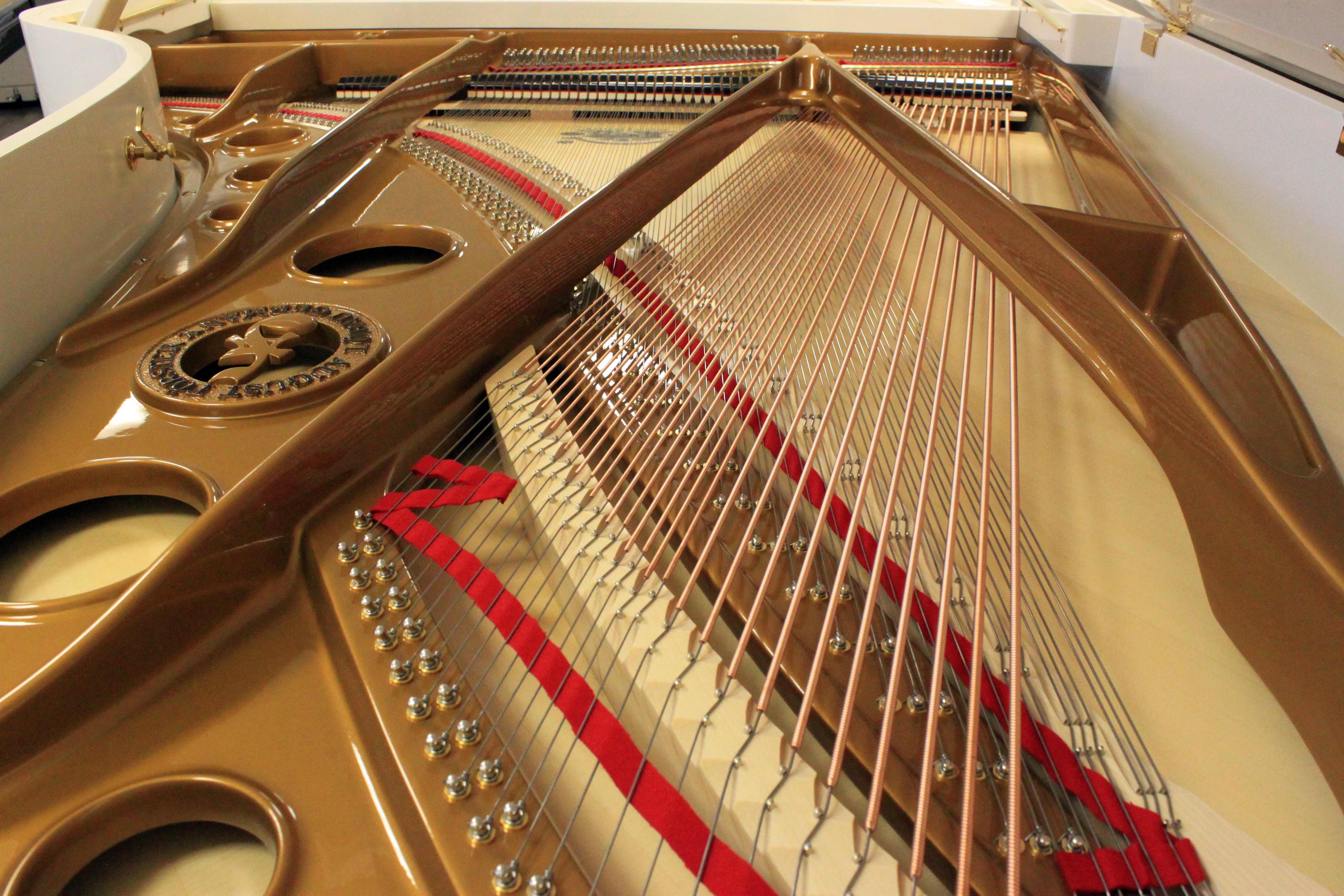 Аугуст Фёрстер 215, Германия